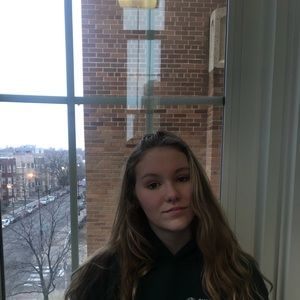 Meet your Posher, Lauren